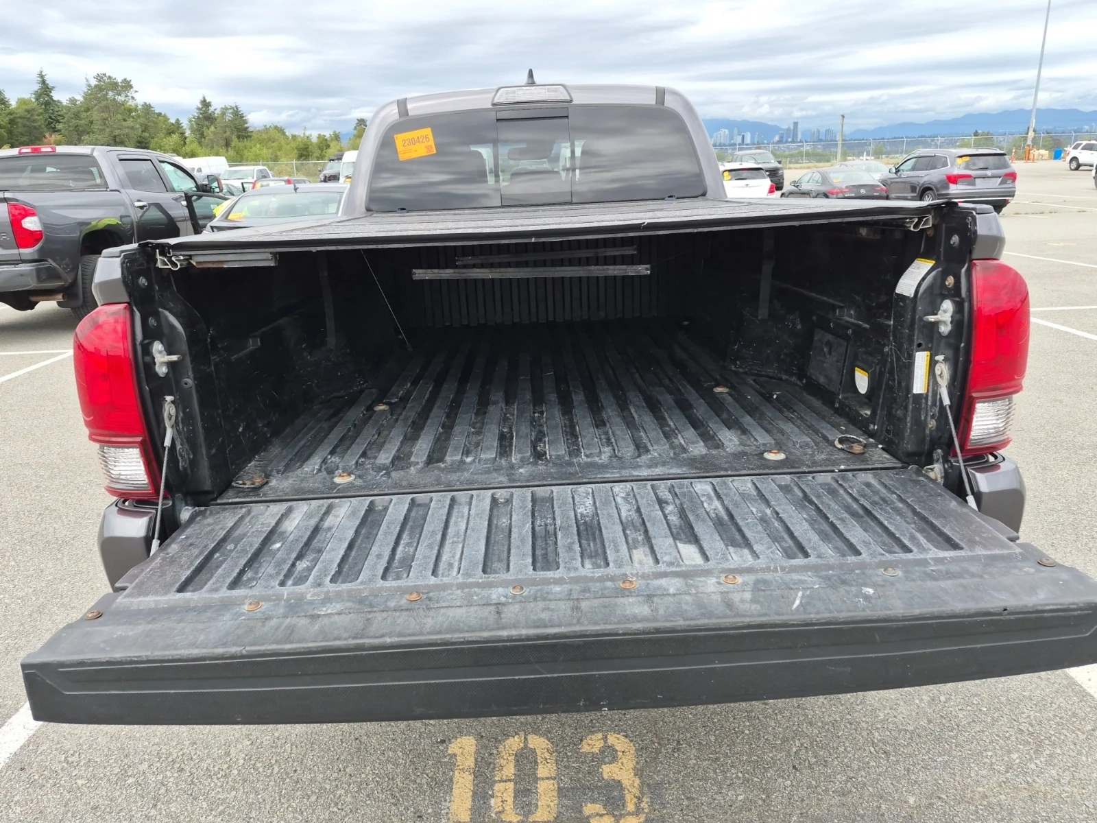 Toyota Tacoma 4x4 Double Cab V6 Auto TRD Off Road, снимка 10 - Автомобили и джипове - 56248169