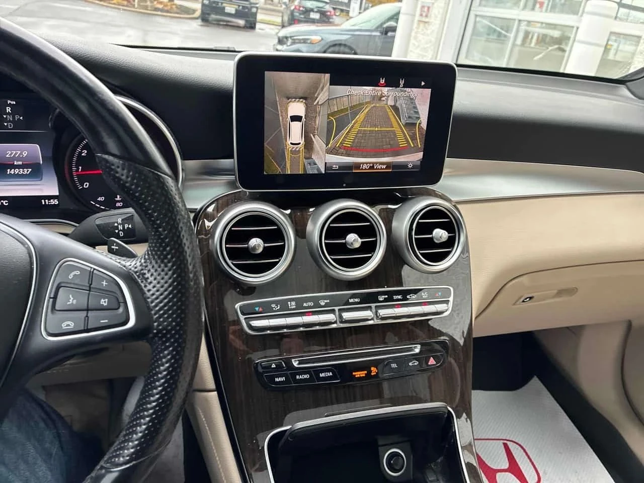 Mercedes-Benz GLC 300, снимка 9 - Автомобили и джипове - 56691321
