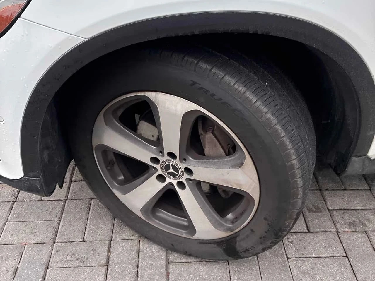 Mercedes-Benz GLC 300, снимка 6 - Автомобили и джипове - 56691321