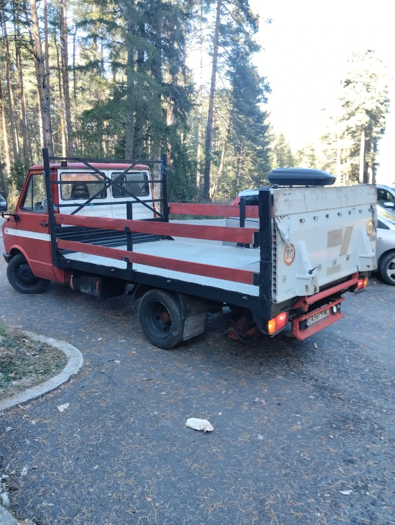 Iveco Daily 5000лв крайна цена , снимка 7 - Бусове и автобуси - 48091376