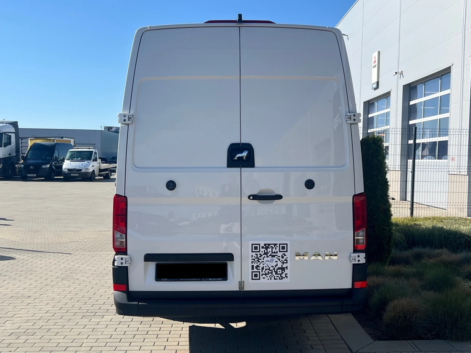 Man TGE 3.180 4X2F SB, снимка 4 - Бусове и автобуси - 56687255
