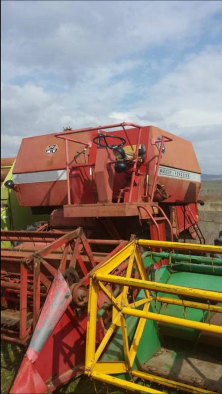Комбайн Massey Ferguson MF186 - 3 броя MF 307, MF 240 - изображение 2