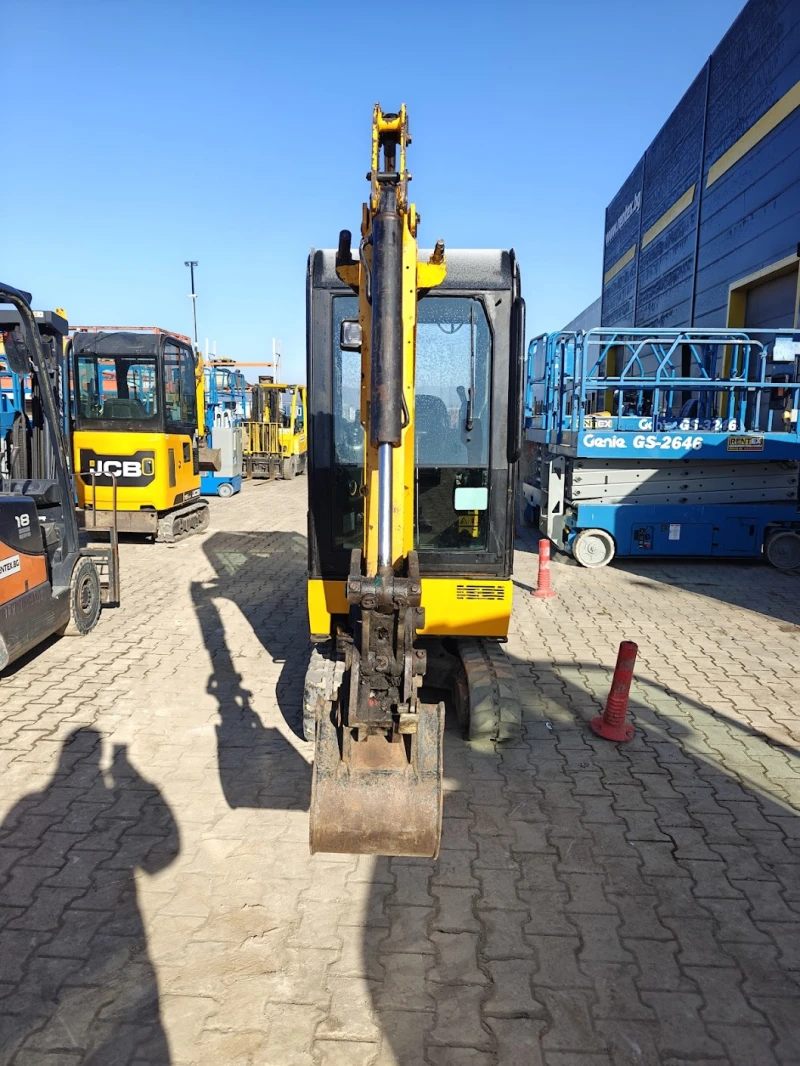 Багер JCB 15C-1, снимка 2 - Индустриална техника - 53179568