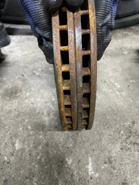 Комплект шенкели, дискове, апарати 288мм - голф 4/ ауди а3, снимка 5