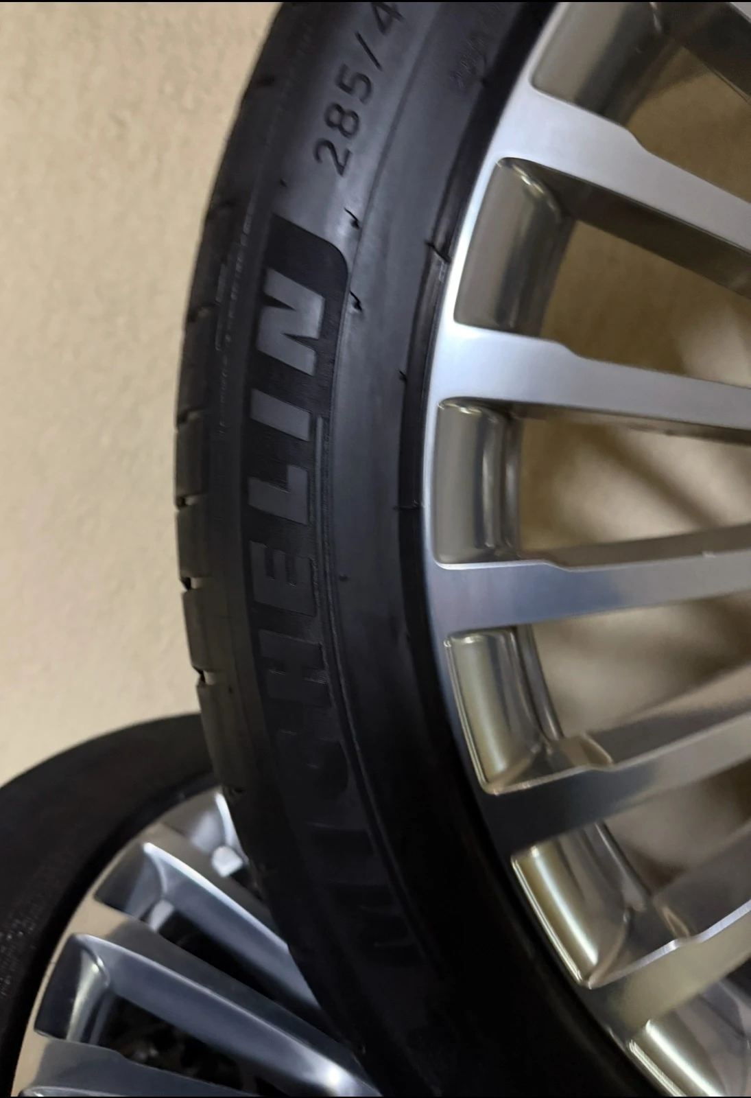    285/40R23  Mercedes-Benz Maybach | Mobile.bg   4