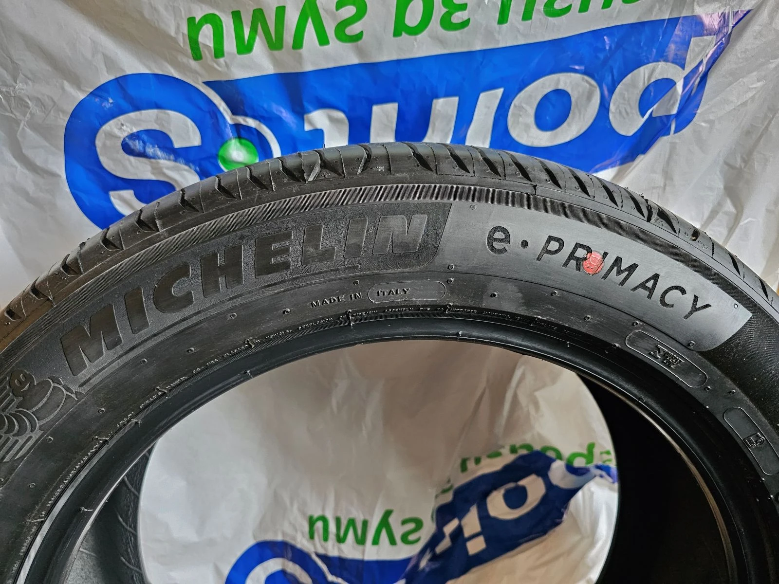 Гуми Летни 225/55R19, снимка 5 - Гуми и джанти - 54282599