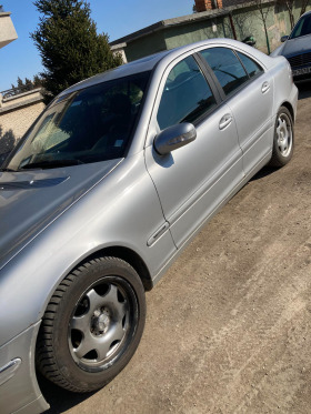 Mercedes-Benz C 220, снимка 4