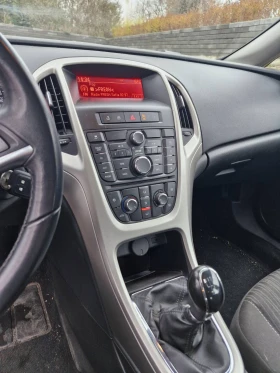 Opel Astra J 1.4 Turbo, снимка 11