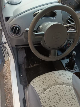 Chevrolet Spark - 850 € / 1662.46 лв. - 32167064 11
