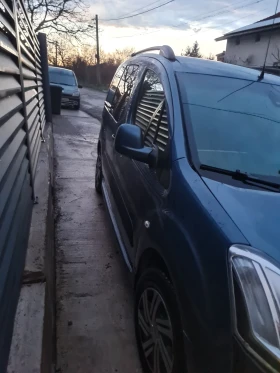 Citroen Berlingo 1.6 HDI  6+ 1 - 5000 € / 9779.15 лв. - 10588234 5