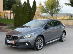������ Volvo V40
