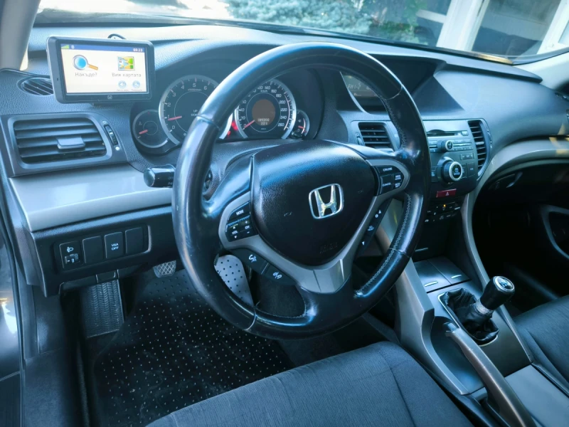 Honda Accord 2.0i-VTEC 155hp, снимка 8 - Автомобили и джипове - 46852377