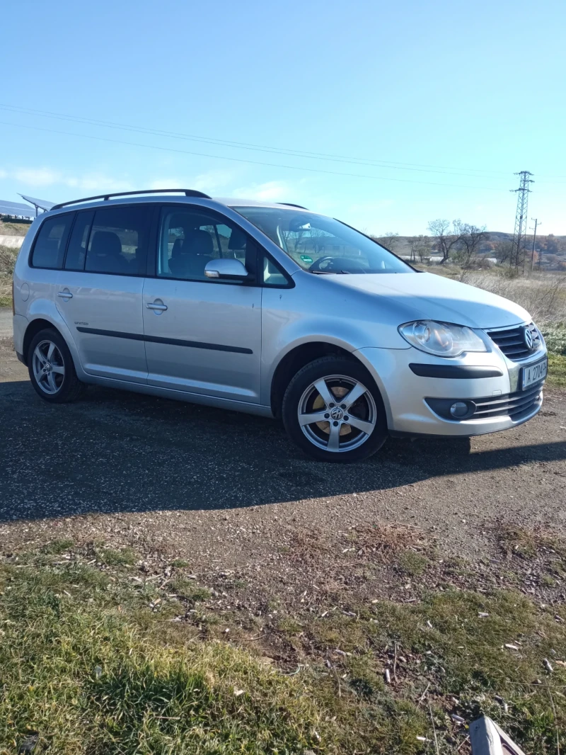 VW Touran, снимка 3 - Автомобили и джипове - 48117887