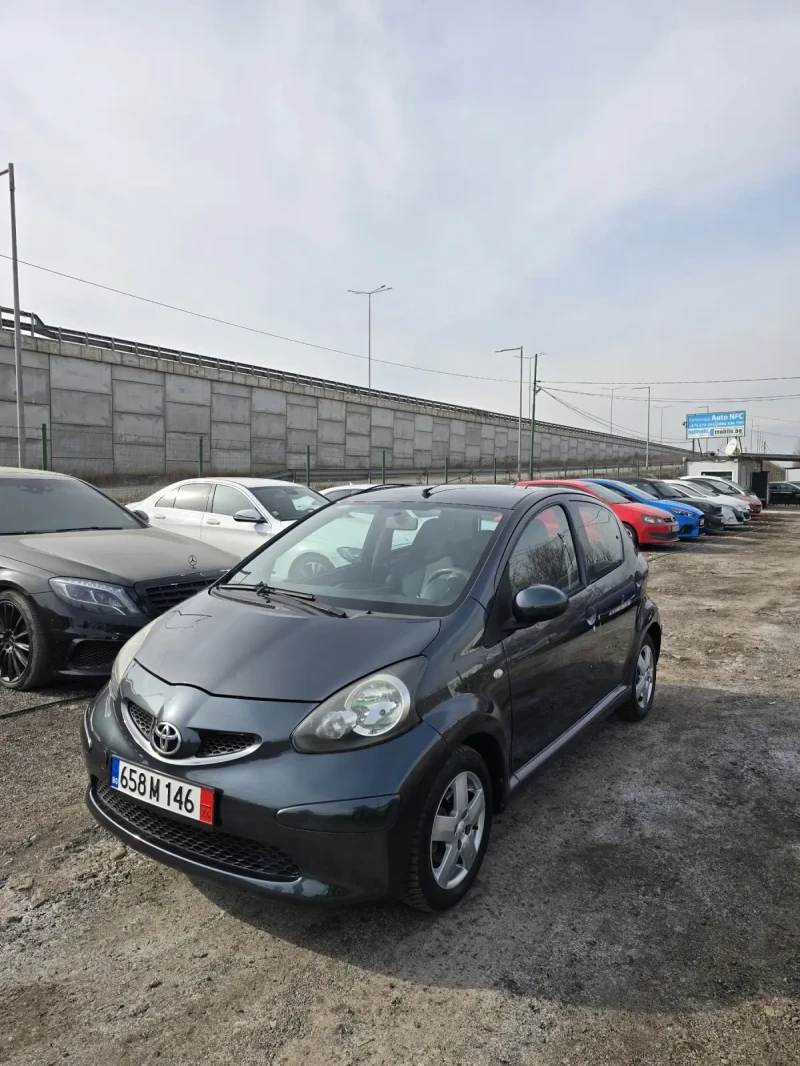 Toyota Aygo, снимка 3 - Автомобили и джипове - 49128089