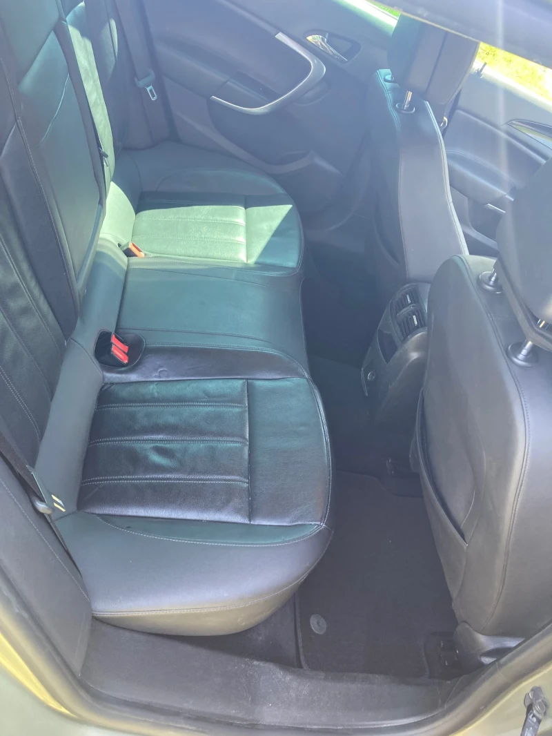 Opel Insignia, снимка 11 - Автомобили и джипове - 52671074