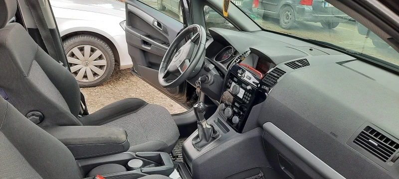 Opel Zafira Зафира, снимка 12 - Автомобили и джипове - 52540429