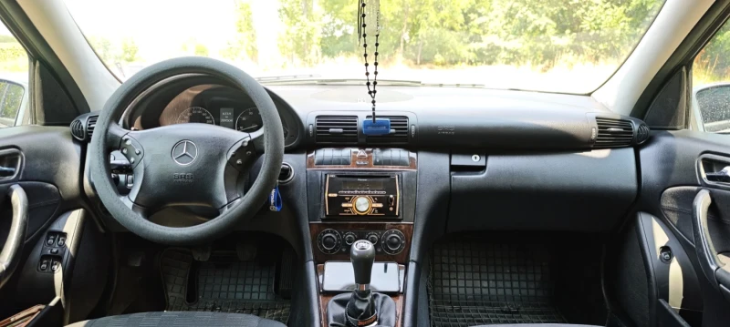 Mercedes-Benz C 180 1.8 kompressor , снимка 11 - Автомобили и джипове - 51957181