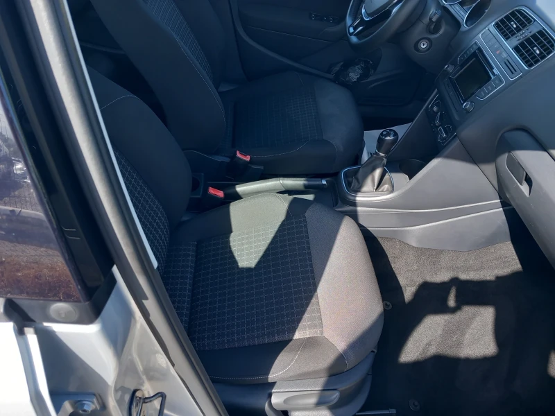 VW Polo 1.4TDI, снимка 7 - Автомобили и джипове - 51540396