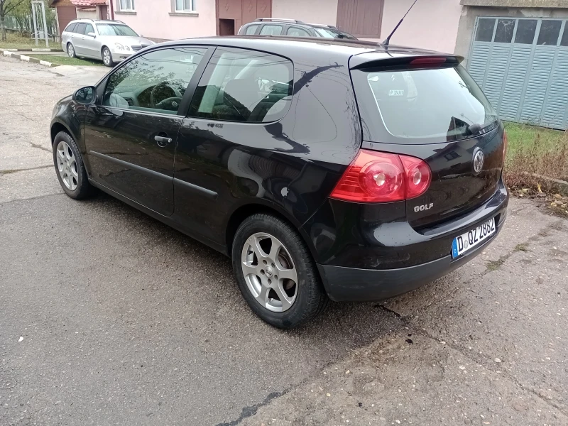 VW Golf 5  1.4 / 75 Евро 4 Ръчка Бензин , снимка 9 - Автомобили и джипове - 51802205