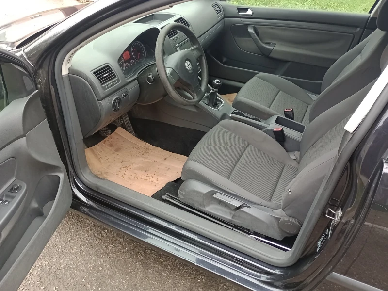 VW Golf 5  1.4 / 75 Евро 4 Ръчка Бензин , снимка 6 - Автомобили и джипове - 51802205