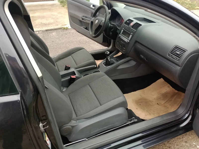 VW Golf 5  1.4 / 75 Евро 4 Ръчка Бензин , снимка 5 - Автомобили и джипове - 51802205