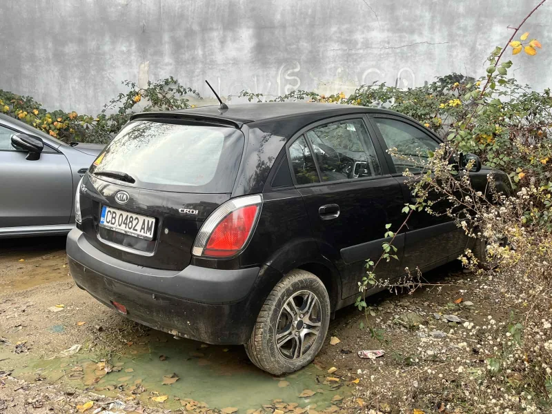 Kia Rio 1.5d, снимка 2 - Автомобили и джипове - 52597856