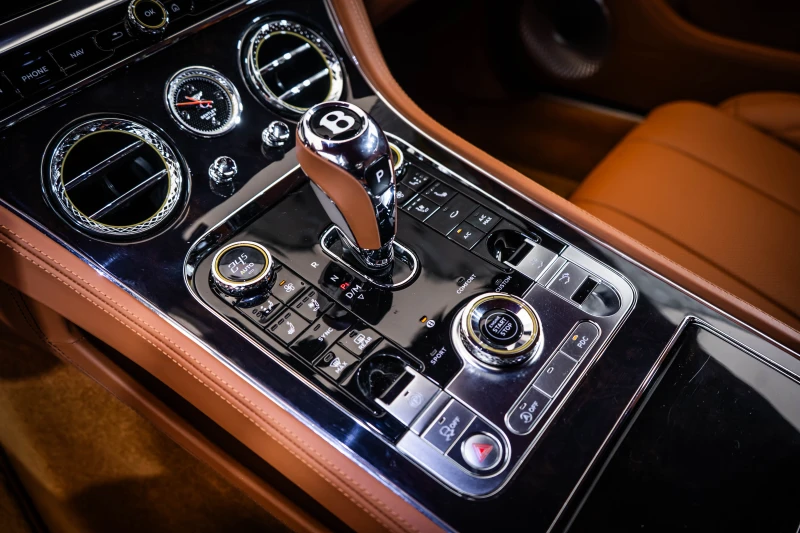 Bentley Continental gt W12 First Edition* Bang&Olufsen, снимка 9 - Автомобили и джипове - 52630328