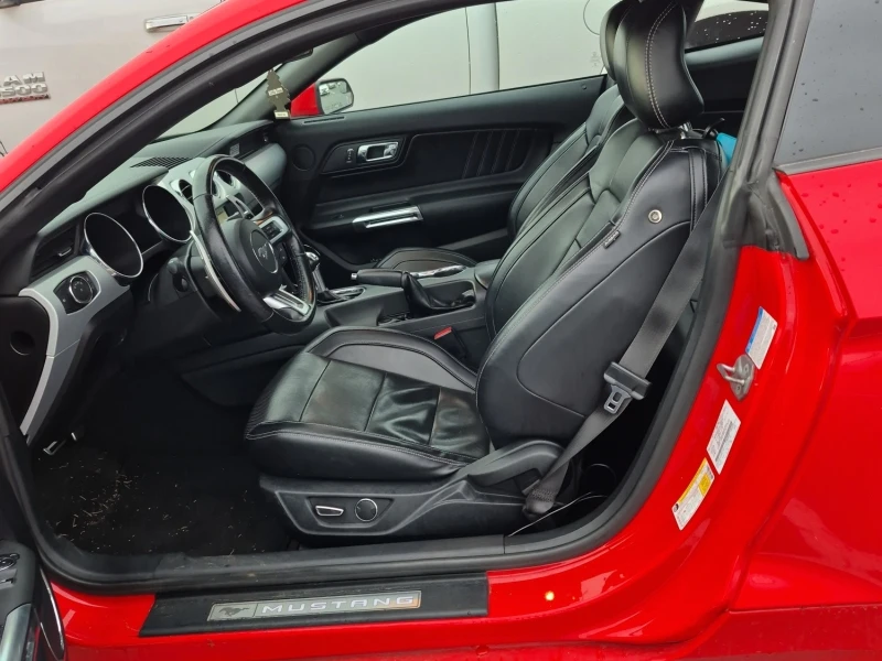 Ford Mustang ECOBOOST * * CARFAX * * АВТО КРЕДИТ * * , снимка 5 - Автомобили и джипове - 52901248