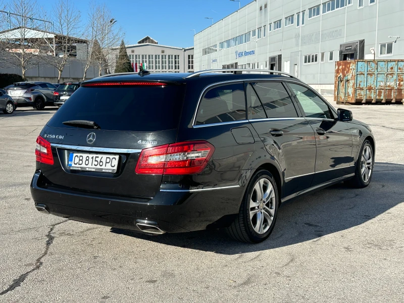 Mercedes-Benz E 250 2.2d 204 к.с./4matic , снимка 4 - Автомобили и джипове - 52961466