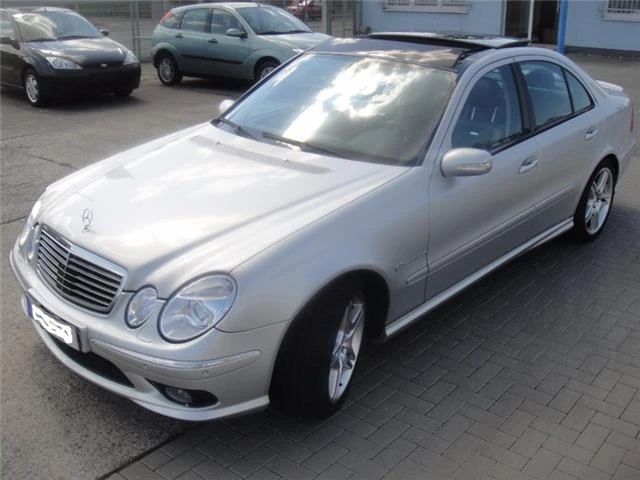 Mercedes-Benz E 220 2.2CDi  E55AMG , снимка 3 - Автомобили и джипове - 46952374