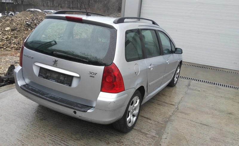 Peugeot 307 1.6hdi90к.с., снимка 4 - Автомобили и джипове - 47180960