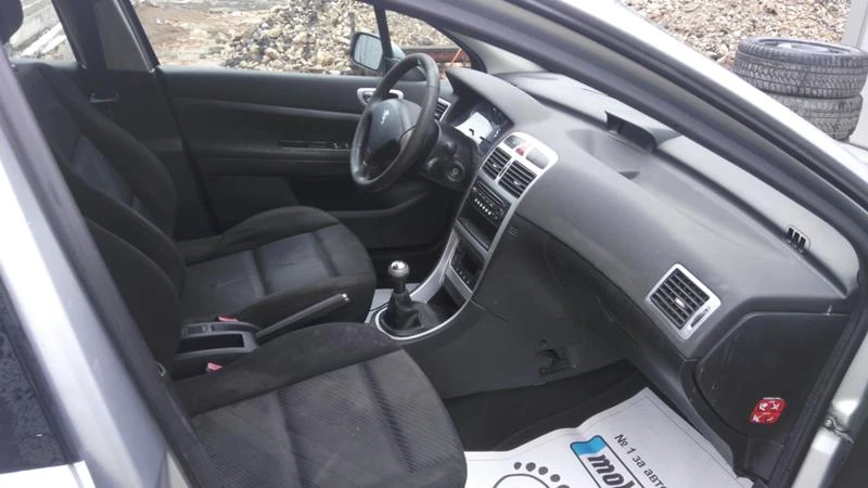 Peugeot 307 1.6hdi90к.с., снимка 9 - Автомобили и джипове - 48529430