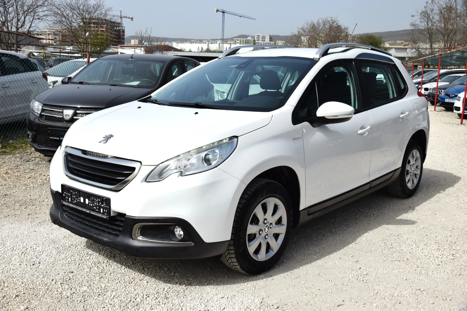 Peugeot 2008 1.2I - изображение 3