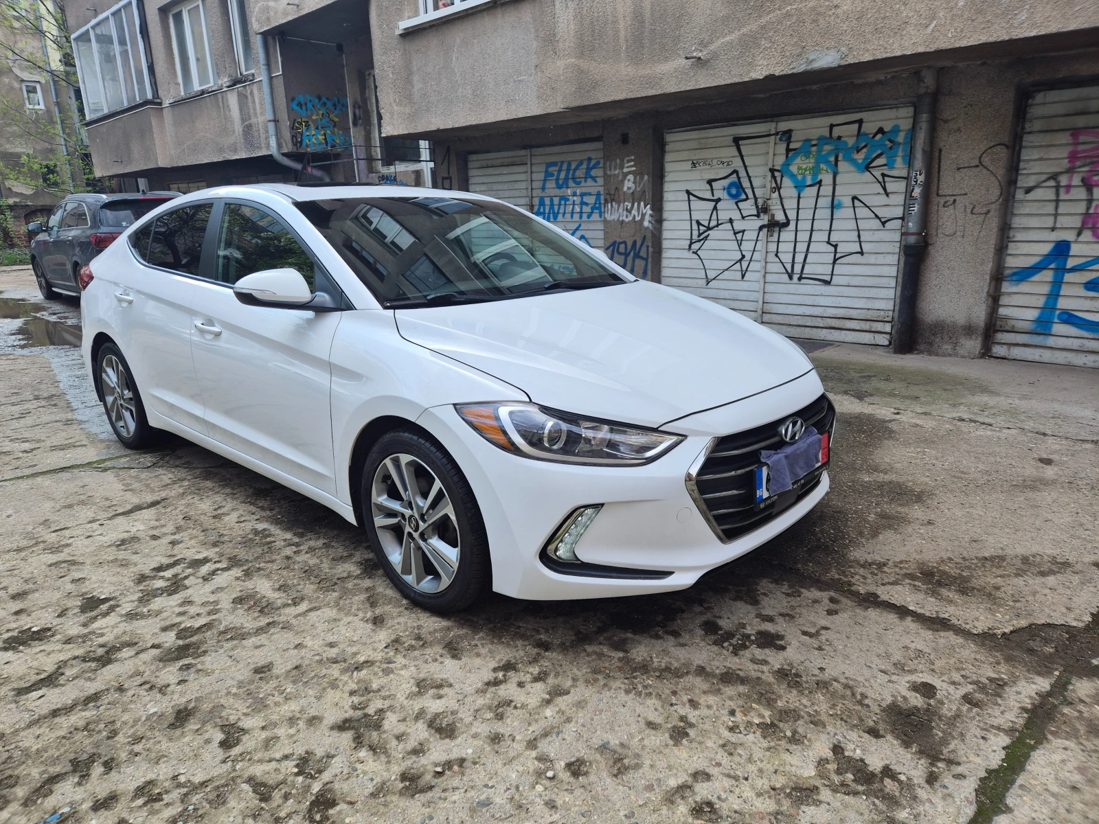 Hyundai Elantra  - изображение 3