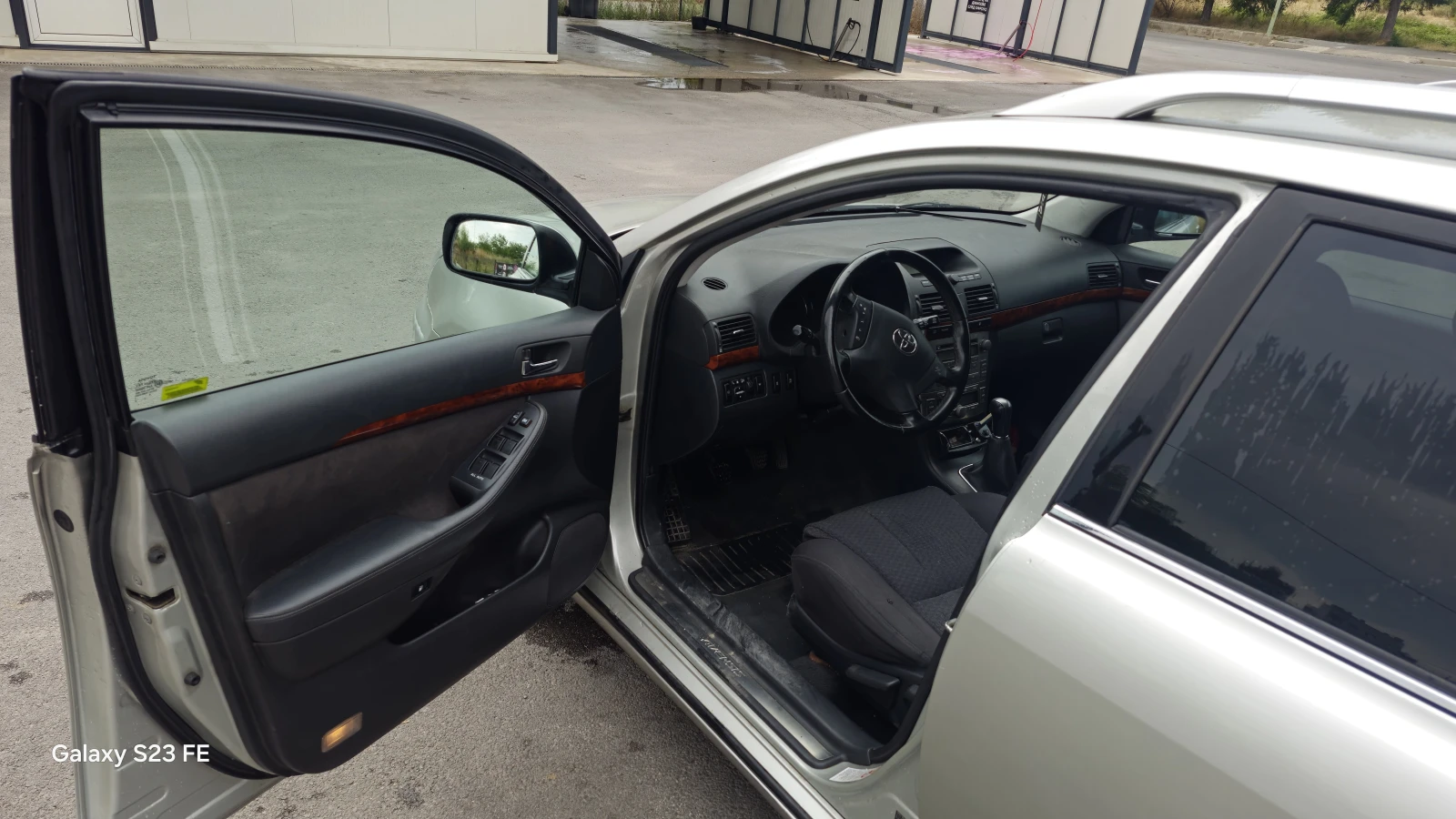 Toyota Avensis  - изображение 4