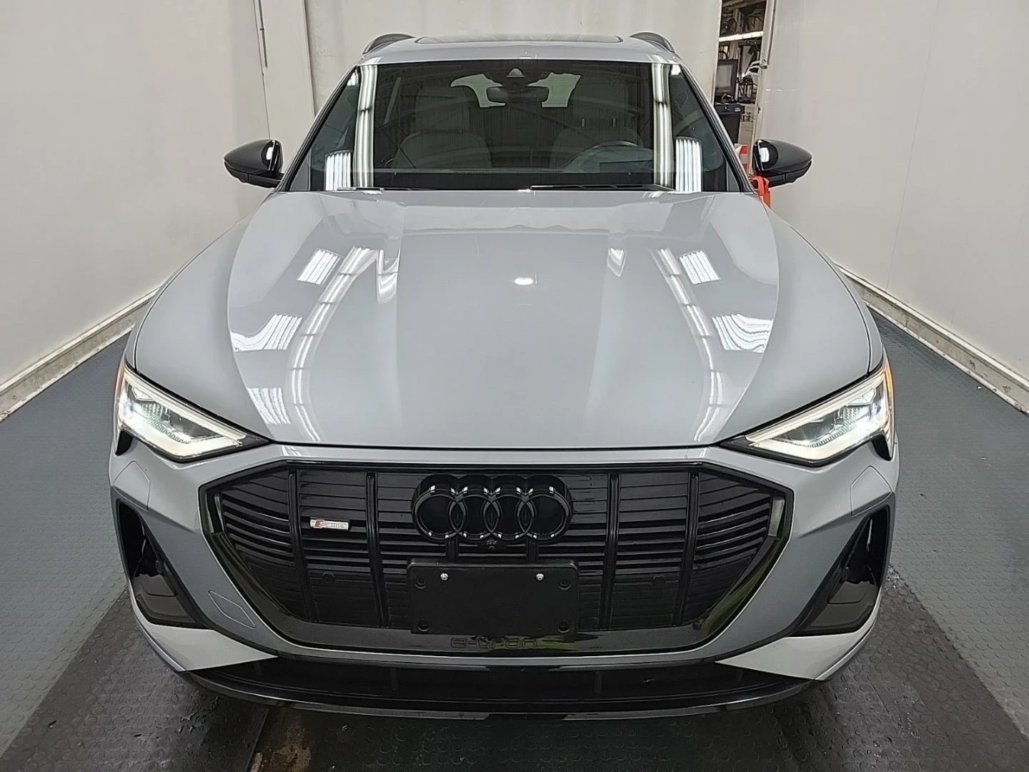 Audi E-Tron Technik* S-line* 360* View* Подгрев* Обдух* Пано*  - изображение 2