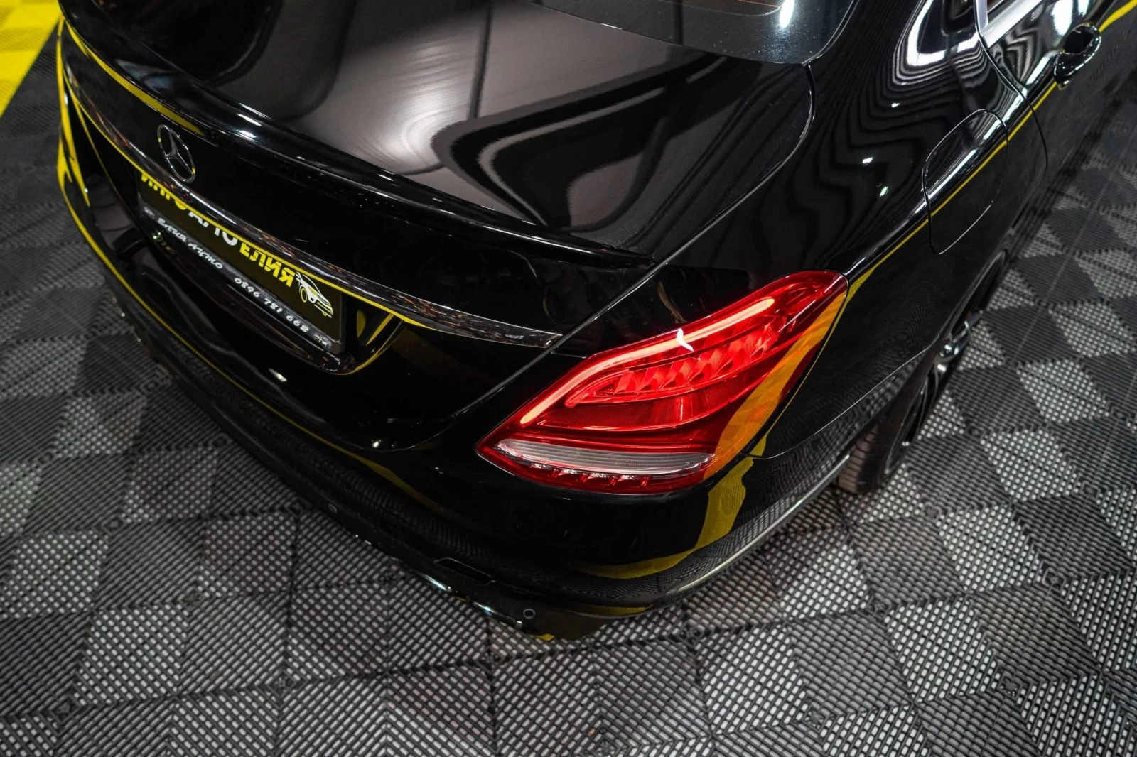 Mercedes-Benz C 220 D FULL AMG LINE LED NAVI ЛИЗИНГ 100%, снимка 9 - Автомобили и джипове - 53846746