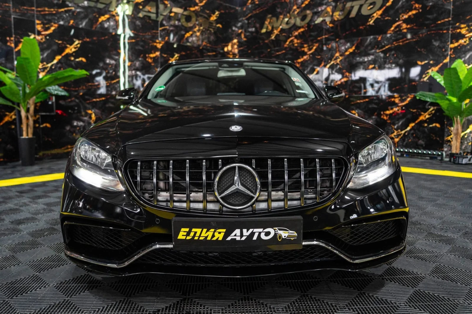 Mercedes-Benz C 220 D FULL AMG LINE LED NAVI ЛИЗИНГ 100%, снимка 3 - Автомобили и джипове - 53846746