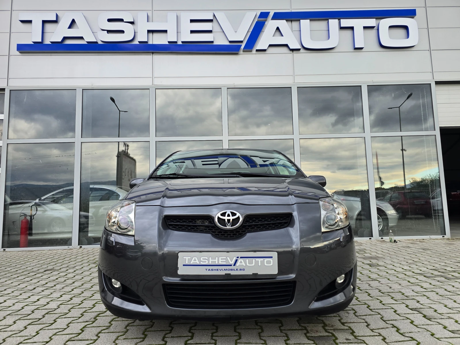 Toyota Auris NAVI* * XENON* * KEYLESS* * , снимка 3 - Автомобили и джипове - 54116211