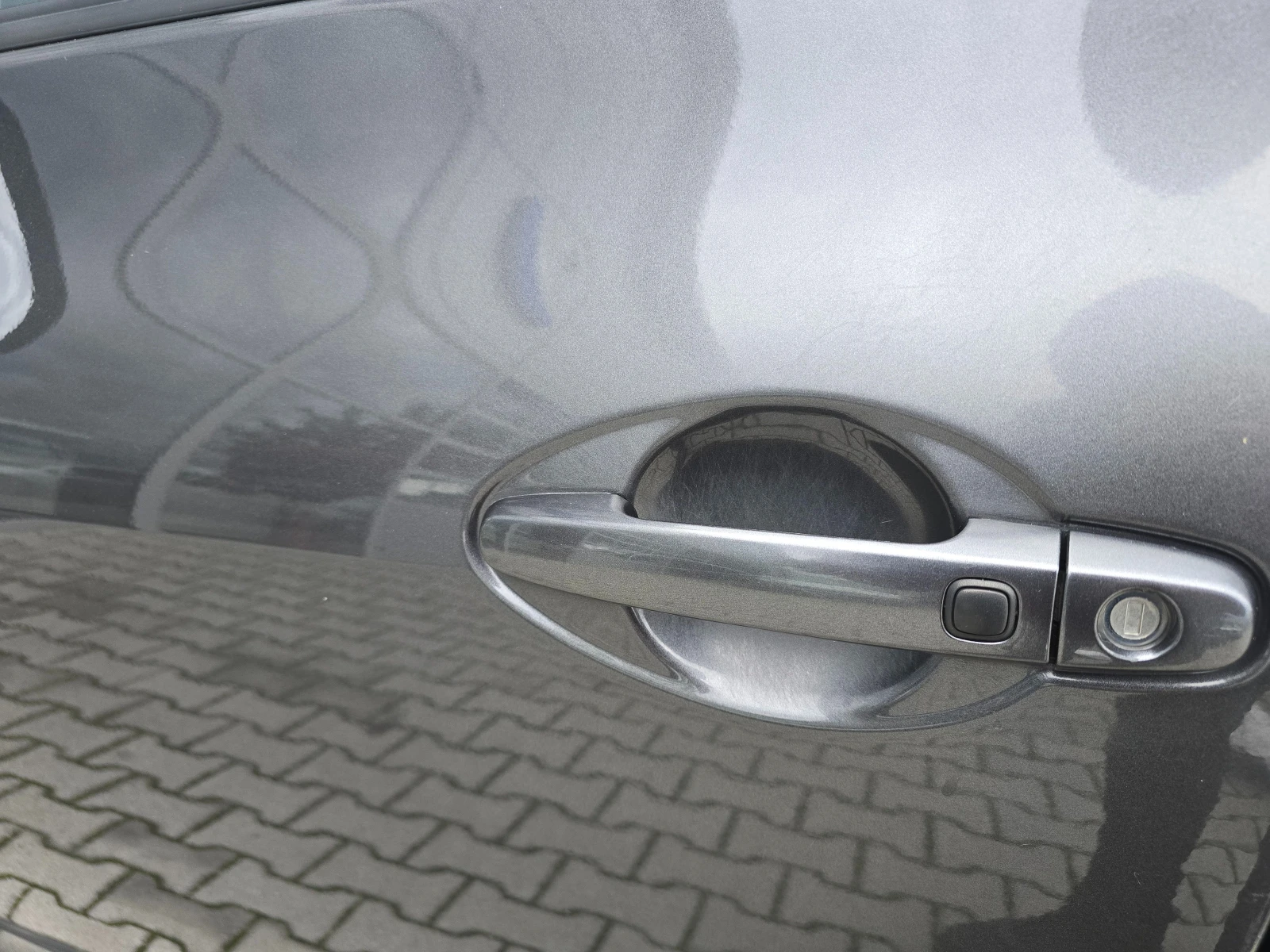 Toyota Auris NAVI* * XENON* * KEYLESS* * , снимка 9 - Автомобили и джипове - 54116211