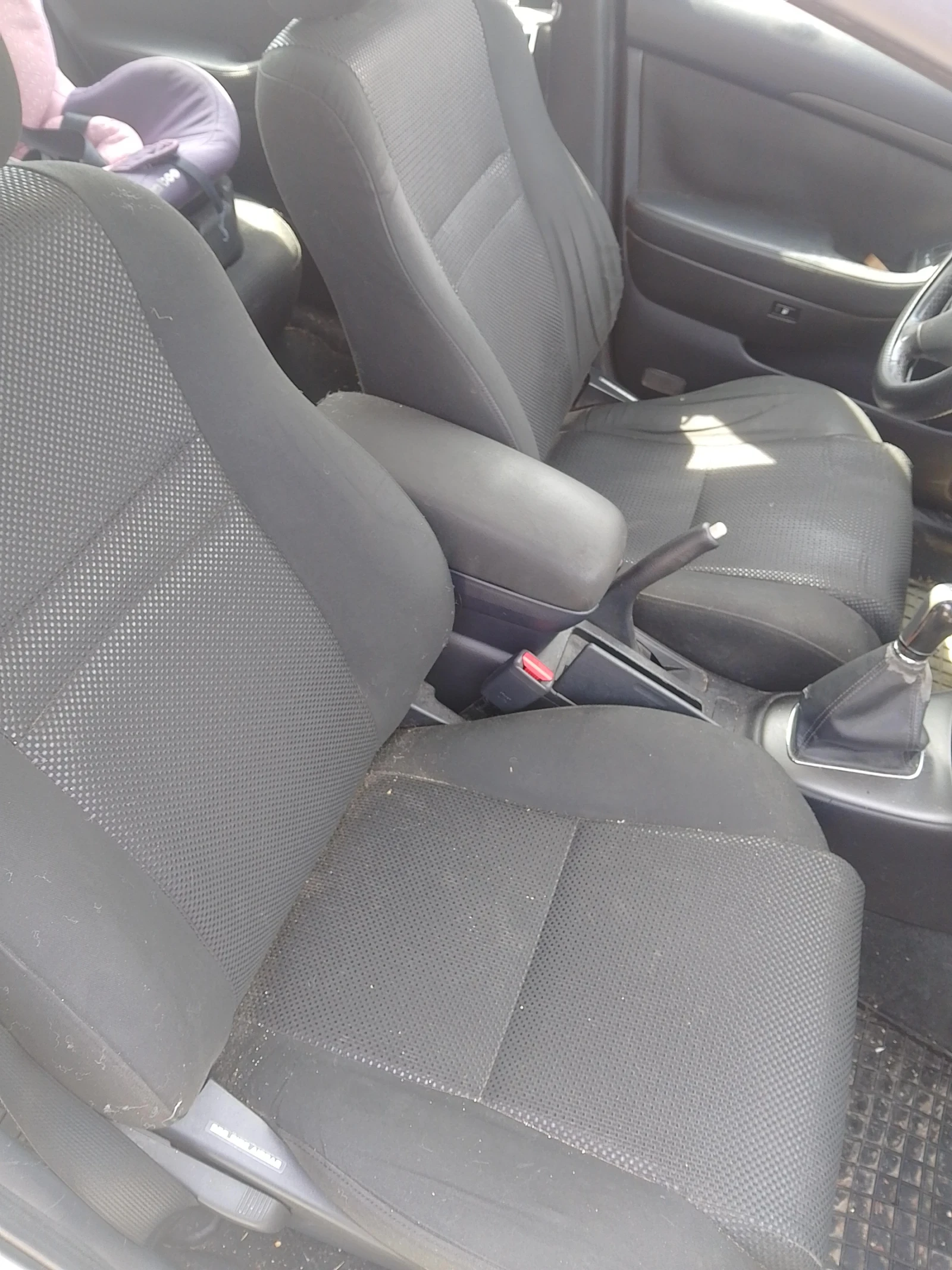 Toyota Avensis, снимка 2 - Автомобили и джипове - 54184125