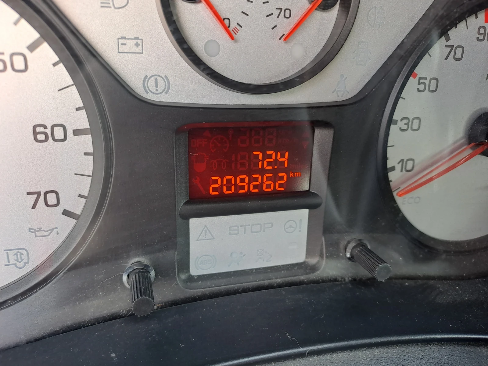 Peugeot Partner 1, 6HDI, Tepee, ОБСЛУЖЕН, снимка 16 - Автомобили и джипове - 54509104