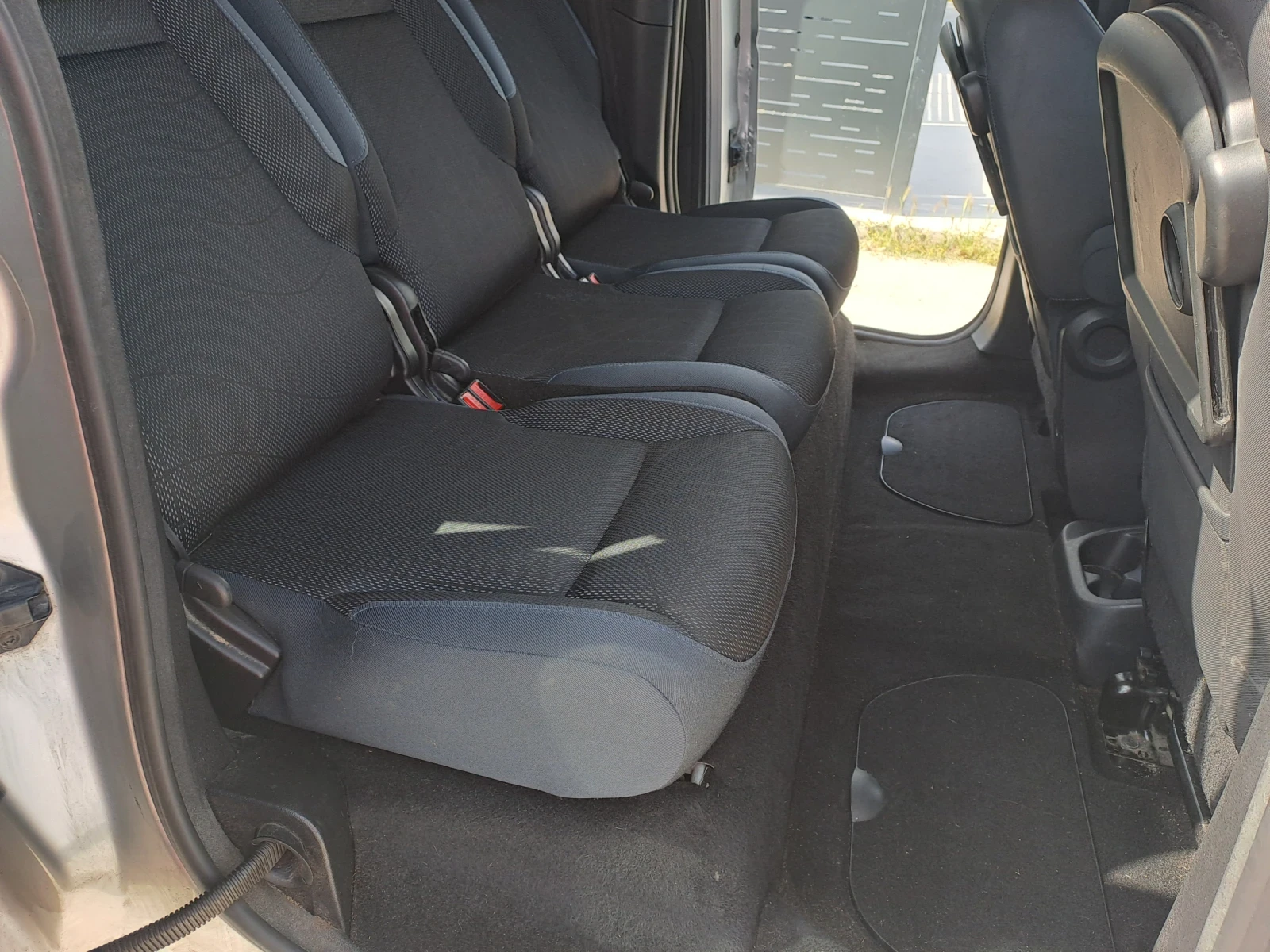 Peugeot Partner 1, 6HDI, Tepee, ОБСЛУЖЕН, снимка 9 - Автомобили и джипове - 54509104