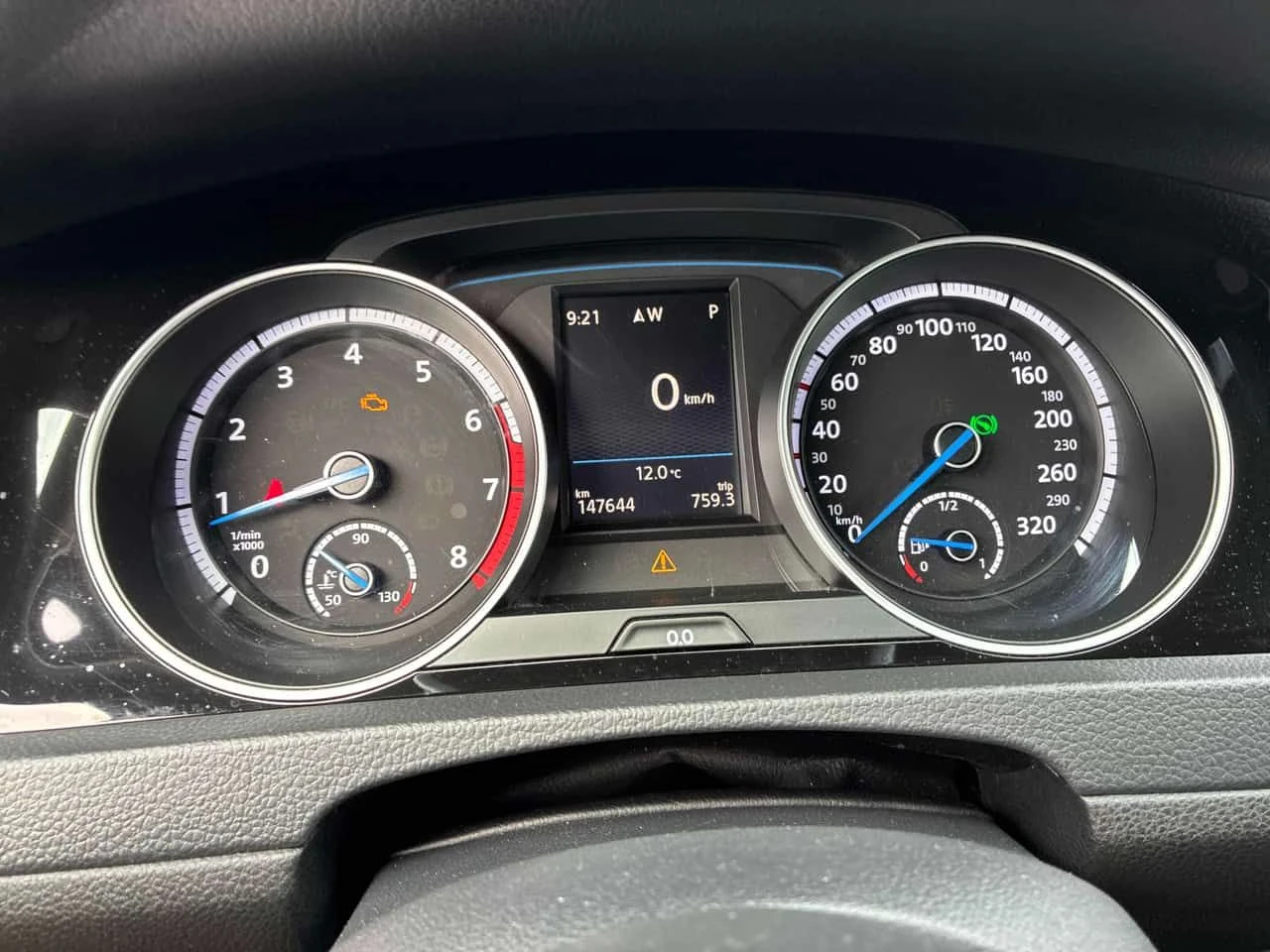 VW Golf * R * DSG * ПОДГРЕВИ * NAVI * КАМЕРА, снимка 8 - Автомобили и джипове - 54562824