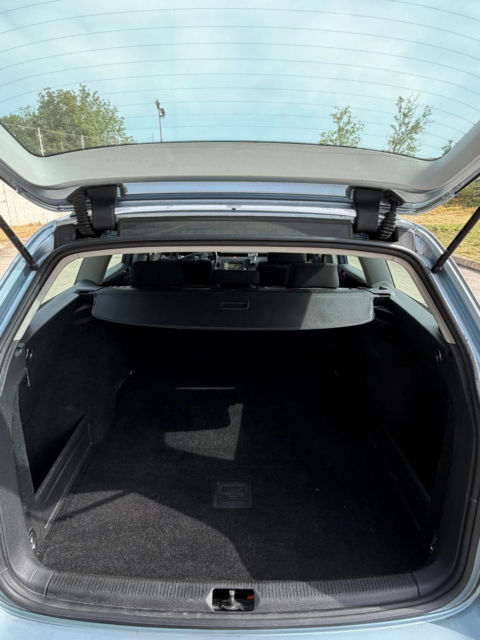 VW Passat 1.6i 102hp | Mobile.bg � ����������� 7