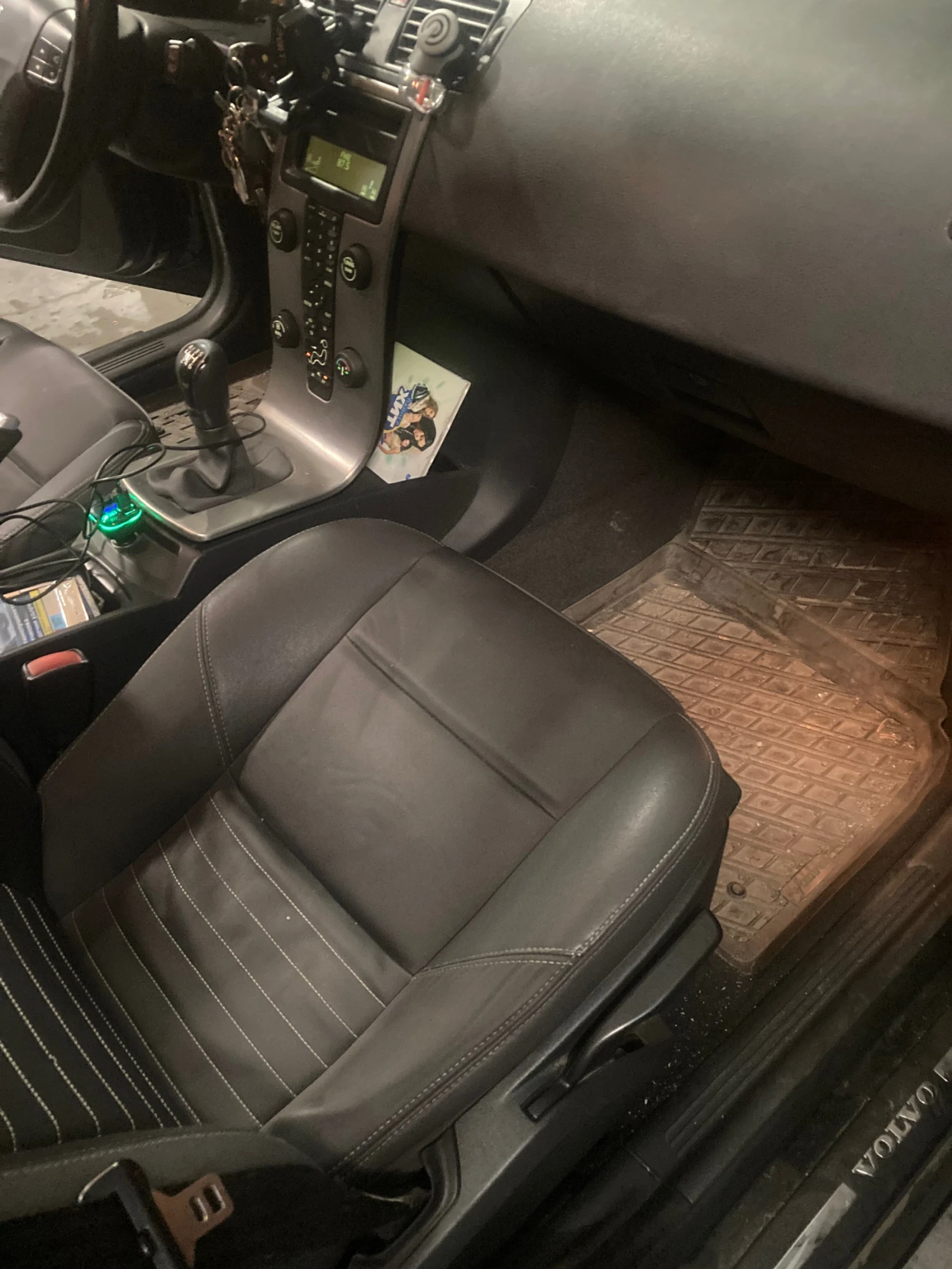 Volvo V50, снимка 14 - Автомобили и джипове - 54862392