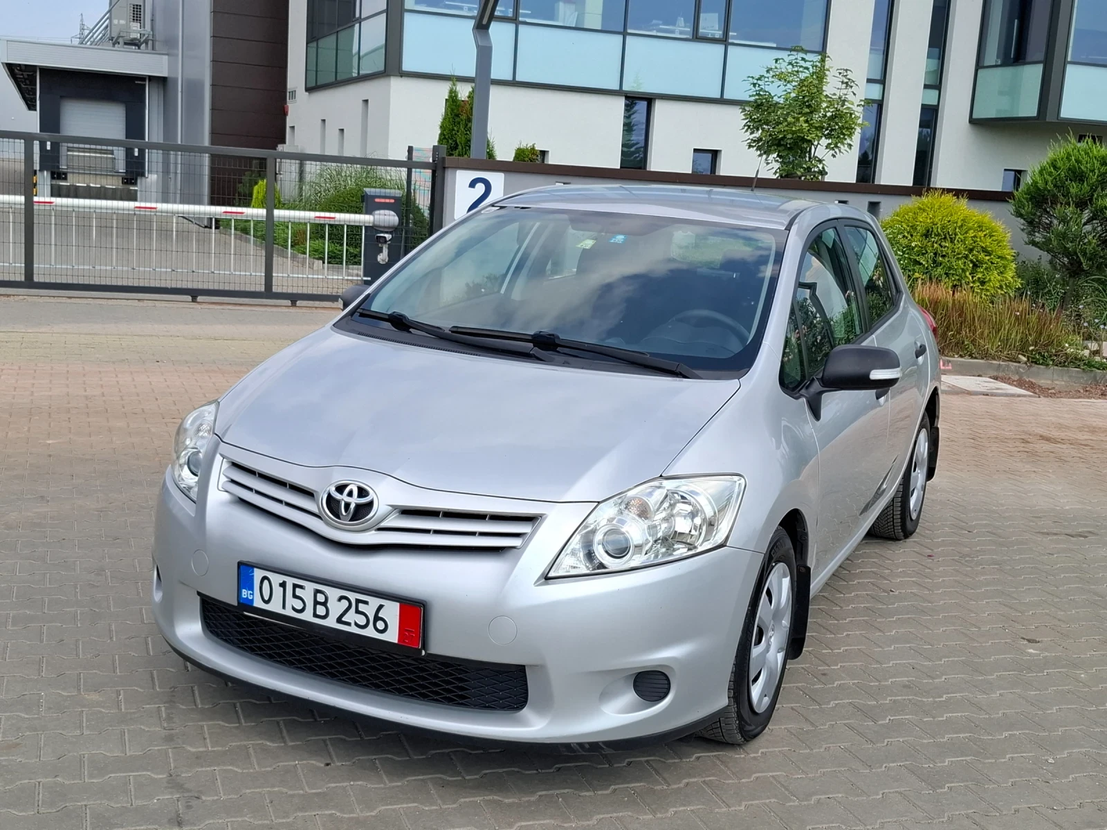 Toyota Auris 1.4D4D* (90кс)* FACELIFT* НОВ ВНОС* * 
