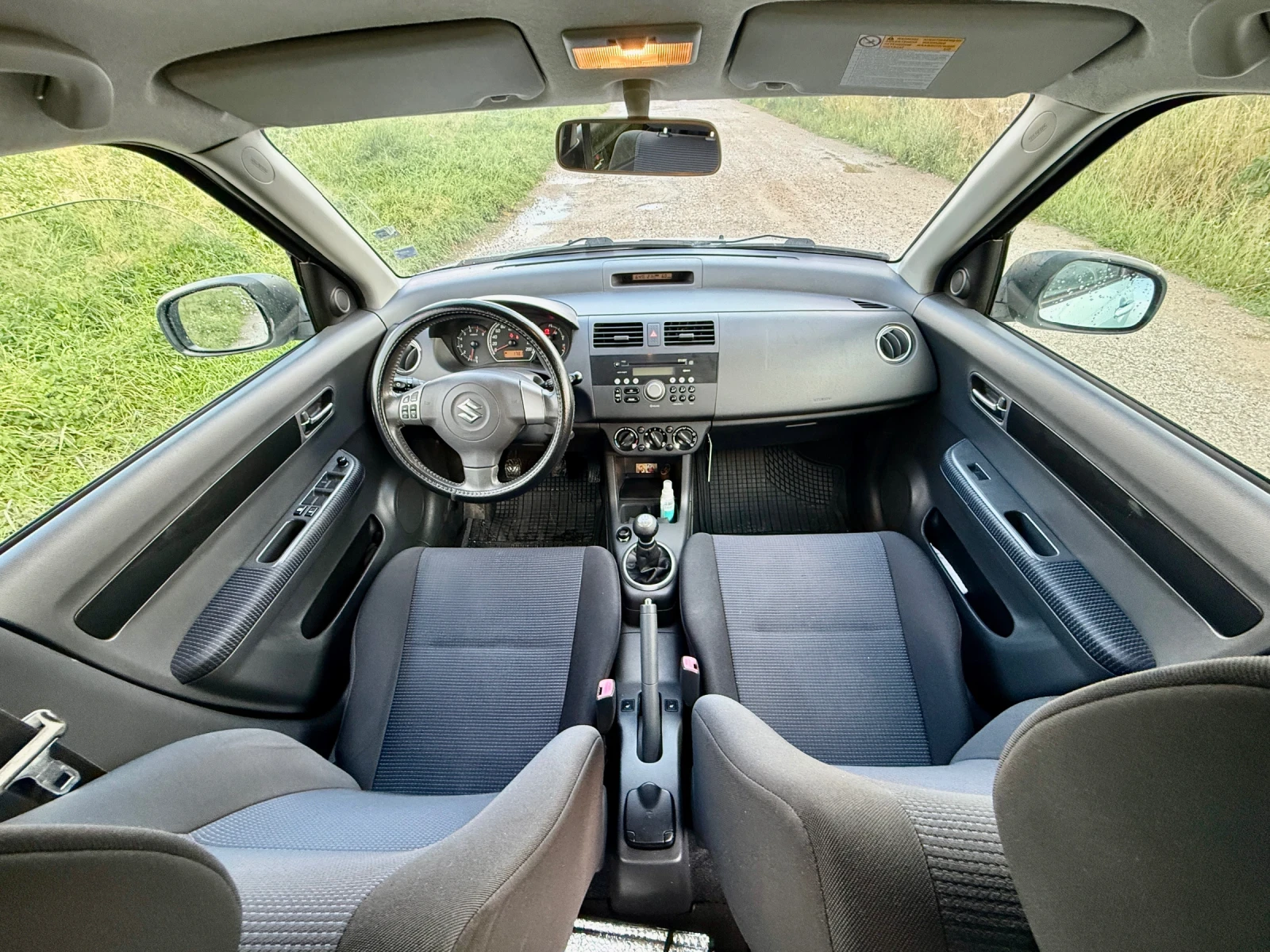Suzuki Swift 1.3 92hp, снимка 5 - Автомобили и джипове - 55105679