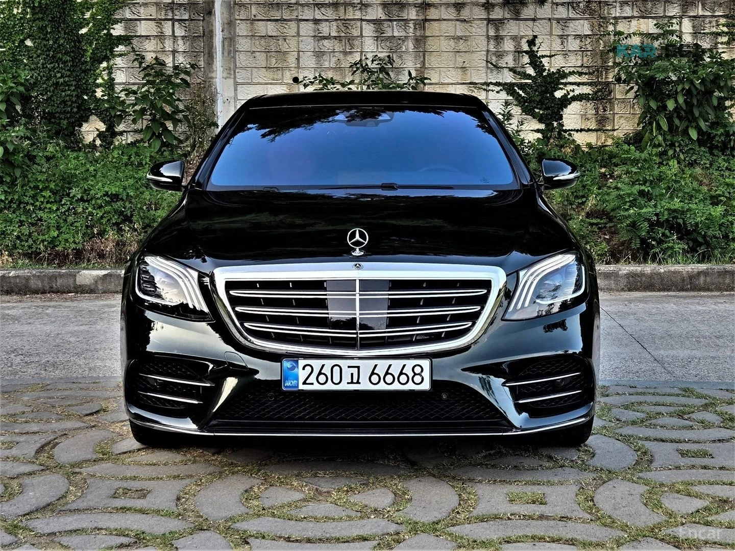 Mercedes-Benz S 350 4MATIC* КОЖА* ПОДГРЕВ* ОБДУХВ* BURMASTER* PANO* МА, снимка 3 - Автомобили и джипове - 55105789