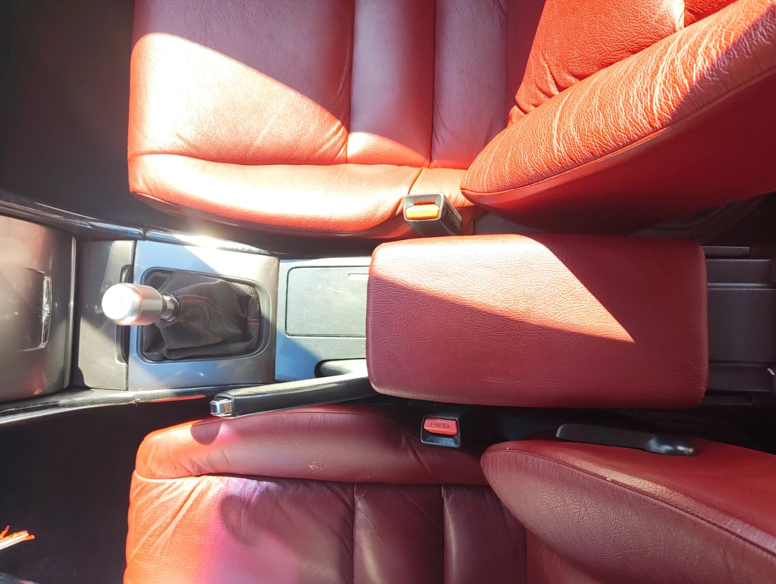 Honda Accord 2.0, снимка 15 - Автомобили и джипове - 55359644